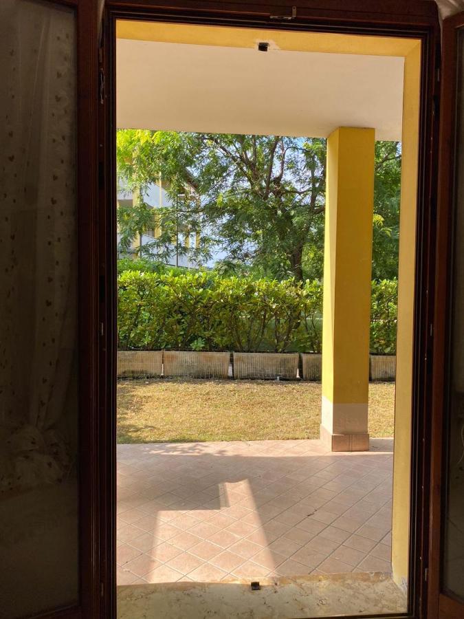 La Lanterna - Appartamenti In Residence Con Piscina Desenzano del Garda Exterior foto