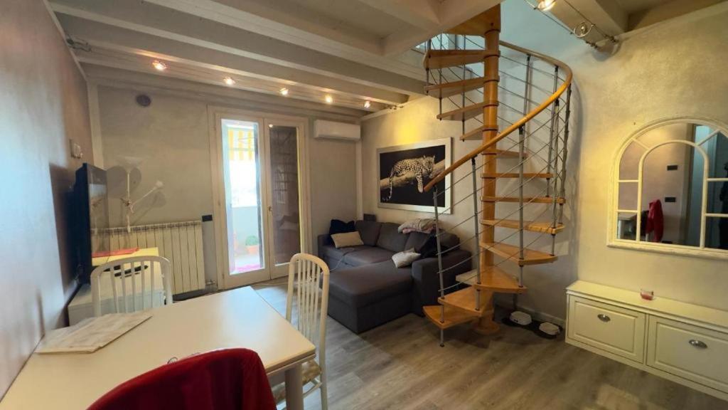 La Lanterna - Appartamenti In Residence Con Piscina Desenzano del Garda Exterior foto